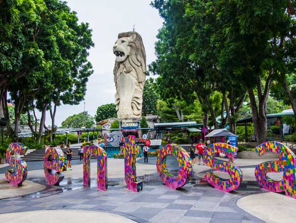 Enjoy a City Tour of Bangkok with visit to the Grand Palace & Gem Gallery.
