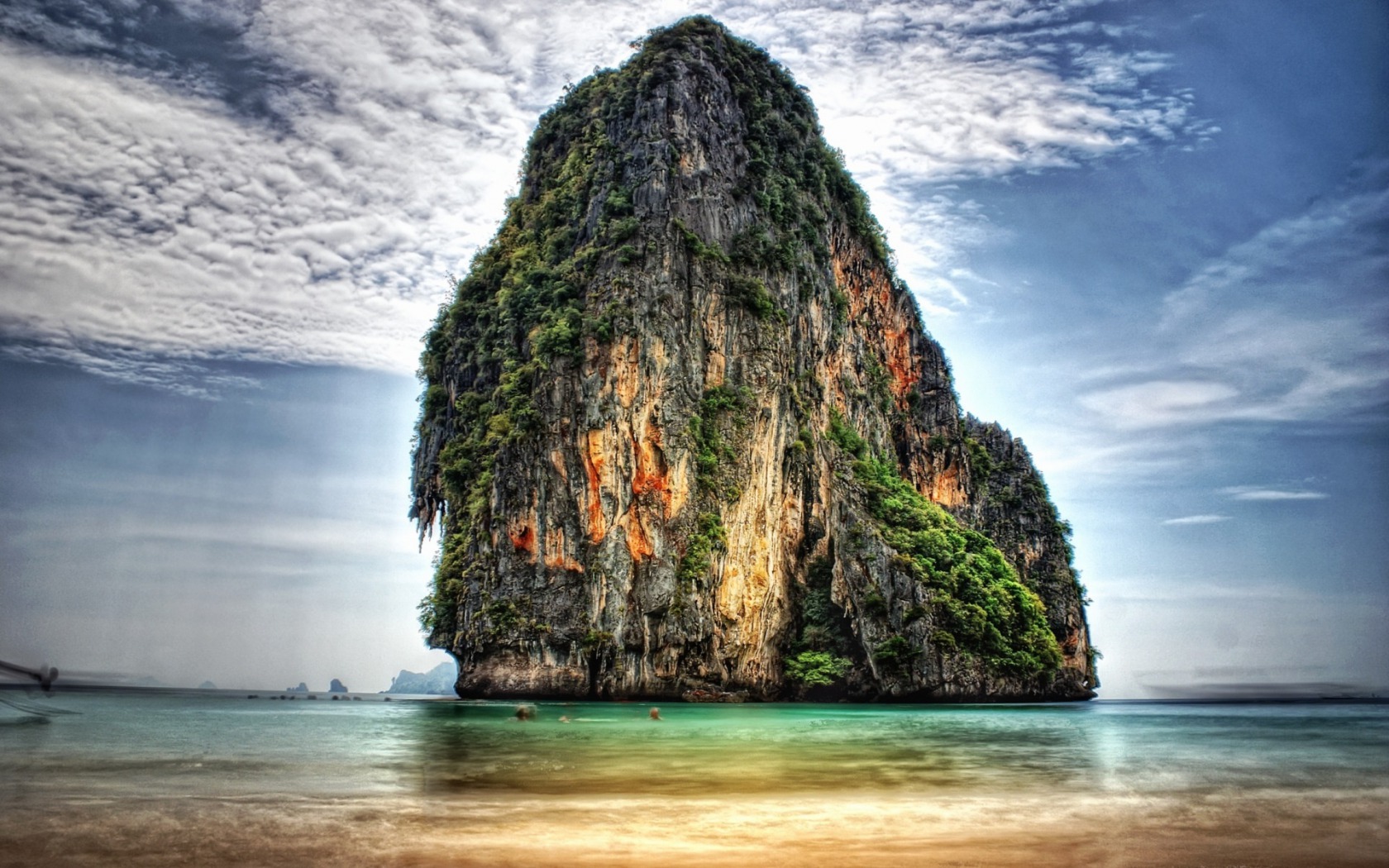 Visit full day Coral Island Tour (Koh Larn). Enjoy and explore the water sports activities.